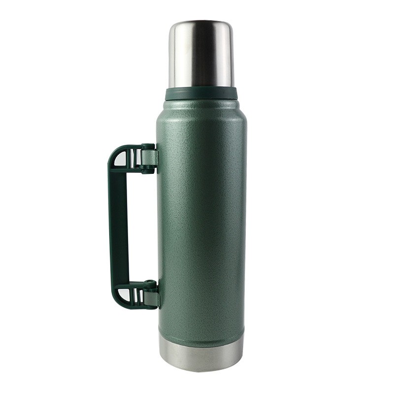 https://www.mugwell.com/Uploads/pro/Large-1L-and-13L-Capacity-outdoor-insulated-sport-bottle-with-handle.133.3-1.jpg